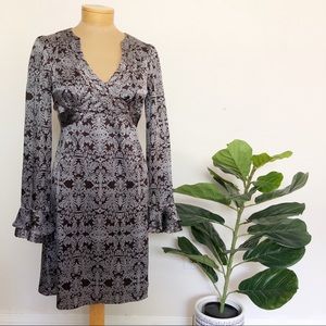 NANETTE LEPORE Silk Bell Sleeve Empire Waist 4